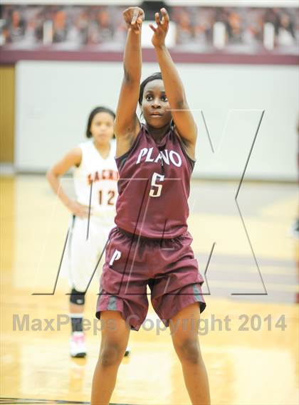 Thumbnail 1 in Plano vs Sachse (UIL 5A Area Playoff) photogallery.