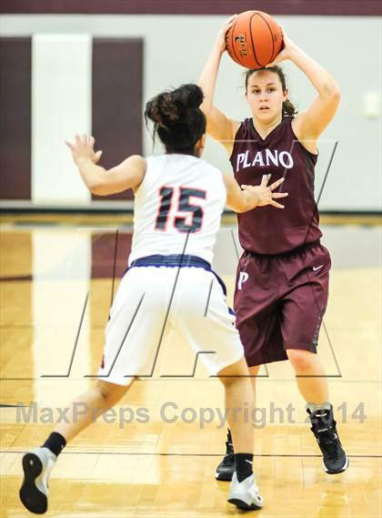 Thumbnail 3 in Plano vs Sachse (UIL 5A Area Playoff) photogallery.