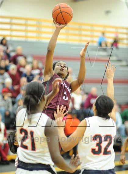 Thumbnail 1 in Plano vs Sachse (UIL 5A Area Playoff) photogallery.