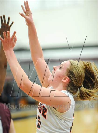 Thumbnail 3 in Plano vs Sachse (UIL 5A Area Playoff) photogallery.