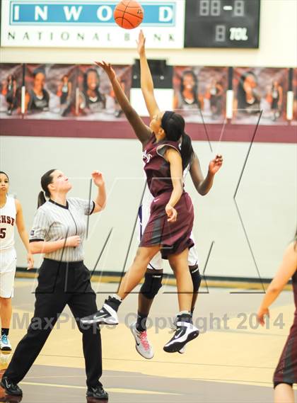Thumbnail 1 in Plano vs Sachse (UIL 5A Area Playoff) photogallery.