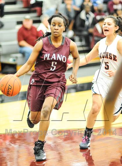 Thumbnail 2 in Plano vs Sachse (UIL 5A Area Playoff) photogallery.