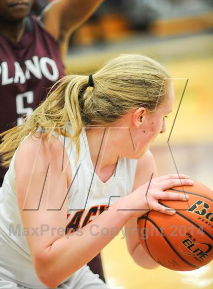 Thumbnail 2 in Plano vs Sachse (UIL 5A Area Playoff) photogallery.
