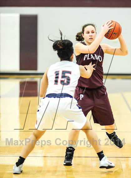 Thumbnail 1 in Plano vs Sachse (UIL 5A Area Playoff) photogallery.