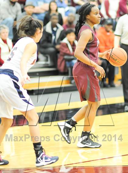 Thumbnail 2 in Plano vs Sachse (UIL 5A Area Playoff) photogallery.