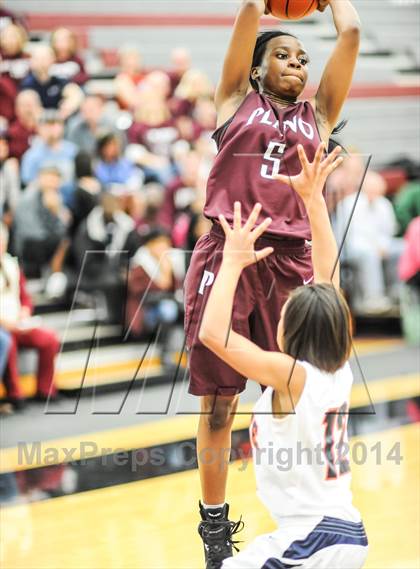 Thumbnail 2 in Plano vs Sachse (UIL 5A Area Playoff) photogallery.