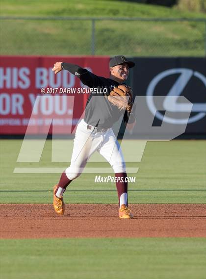 Thumbnail 1 in Salpointe Catholic vs. Marcos de Niza (AIA 4A Semifinal Playoff) photogallery.