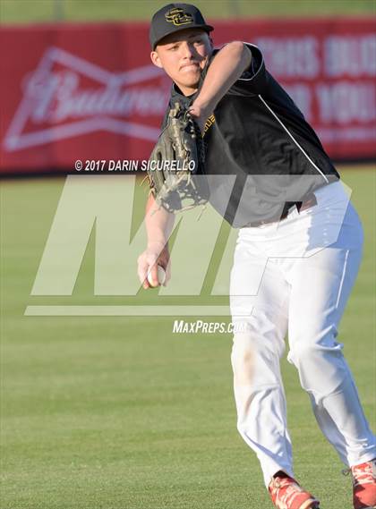 Thumbnail 2 in Salpointe Catholic vs. Marcos de Niza (AIA 4A Semifinal Playoff) photogallery.