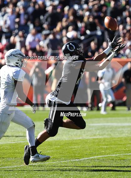 Thumbnail 1 in Pine Creek vs Pueblo South (CHSAA 4A Final) photogallery.