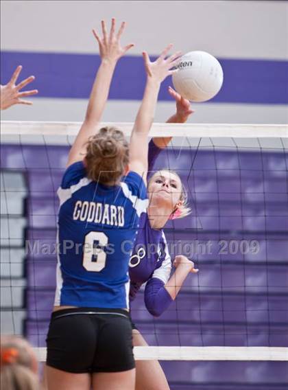Thumbnail 1 in Goddard @ Valley Center photogallery.