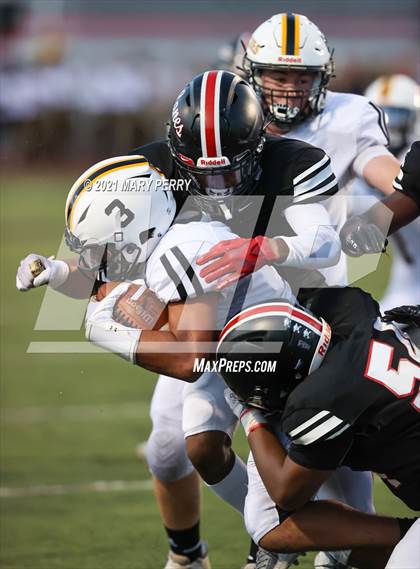 Thumbnail 1 in Quaker Valley @ New Castle photogallery.