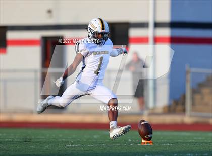 Thumbnail 3 in Quaker Valley @ New Castle photogallery.