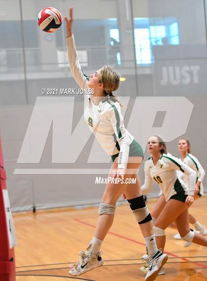 Thumbnail 3 in Horizon vs. Leon (Nike Tournament of Champions) photogallery.