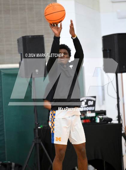 Thumbnail 3 in Mainland vs Cocoa (Mainland Christmas Shootout) photogallery.