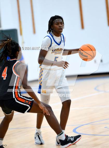 Thumbnail 2 in Mainland vs Cocoa (Mainland Christmas Shootout) photogallery.