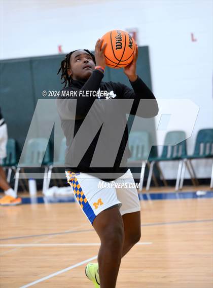 Thumbnail 2 in Mainland vs Cocoa (Mainland Christmas Shootout) photogallery.