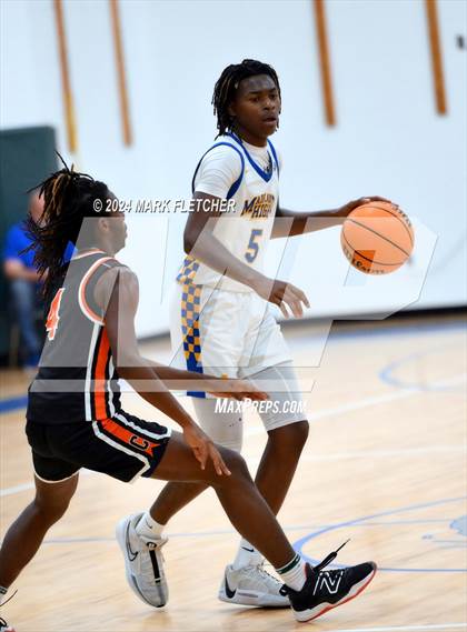 Thumbnail 3 in Mainland vs Cocoa (Mainland Christmas Shootout) photogallery.