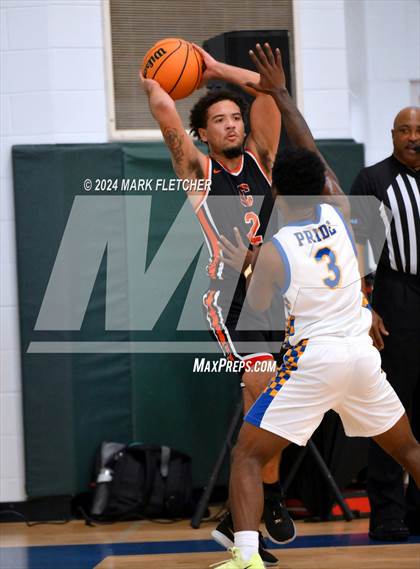 Thumbnail 3 in Mainland vs Cocoa (Mainland Christmas Shootout) photogallery.