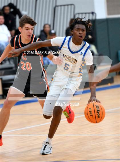 Thumbnail 2 in Mainland vs Cocoa (Mainland Christmas Shootout) photogallery.