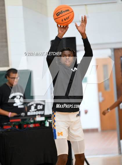 Thumbnail 2 in Mainland vs Cocoa (Mainland Christmas Shootout) photogallery.