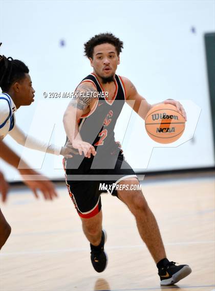 Thumbnail 1 in Mainland vs Cocoa (Mainland Christmas Shootout) photogallery.