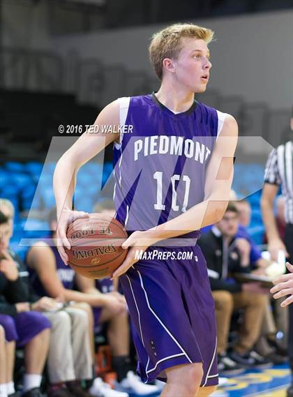 Thumbnail 3 in Piedmont vs. Stevenson (S.C. Warriors NorCal Tournament) photogallery.