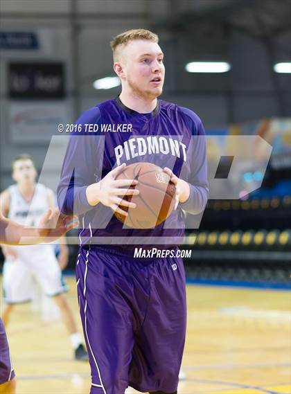 Thumbnail 1 in Piedmont vs. Stevenson (S.C. Warriors NorCal Tournament) photogallery.