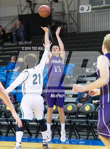Thumbnail 2 in Piedmont vs. Stevenson (S.C. Warriors NorCal Tournament) photogallery.