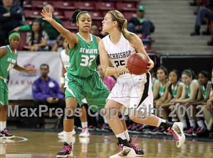 Thumbnail 3 in St. Mary's vs. Archbishop Mitty (CIF D2 NorCal Regional Final) photogallery.