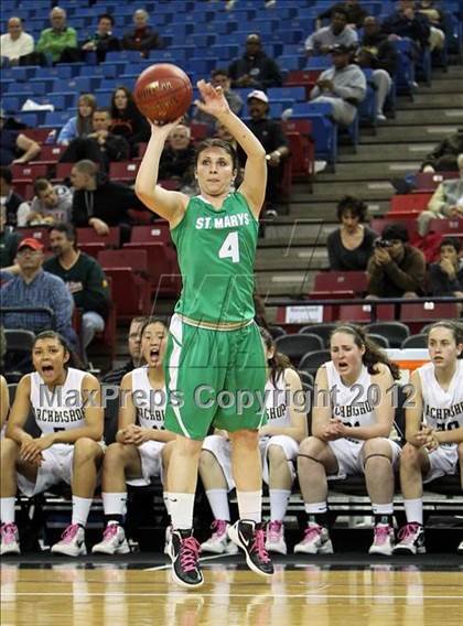 Thumbnail 1 in St. Mary's vs. Archbishop Mitty (CIF D2 NorCal Regional Final) photogallery.