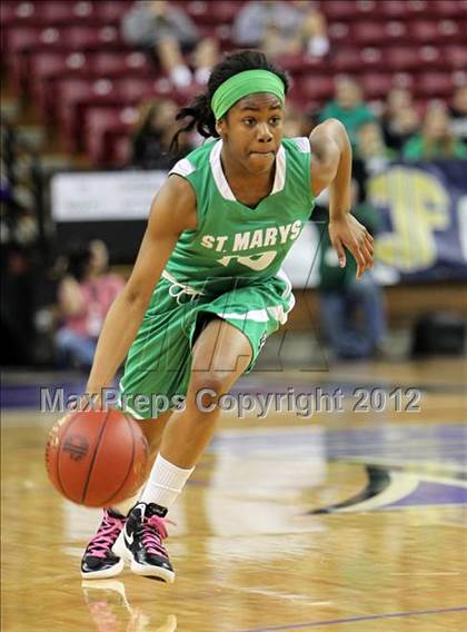 Thumbnail 3 in St. Mary's vs. Archbishop Mitty (CIF D2 NorCal Regional Final) photogallery.