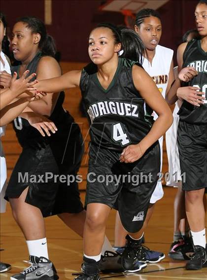 Thumbnail 3 in Rodriguez vs. Encina Prep (Lady Cardinal Classic) photogallery.
