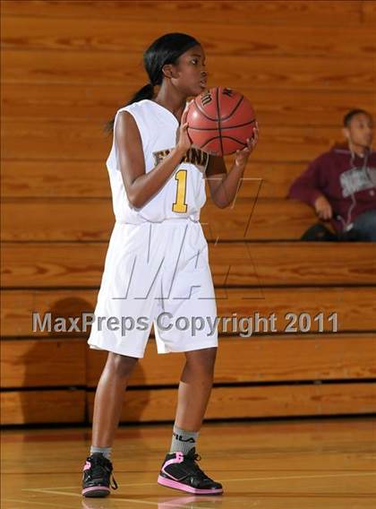 Thumbnail 1 in Rodriguez vs. Encina Prep (Lady Cardinal Classic) photogallery.