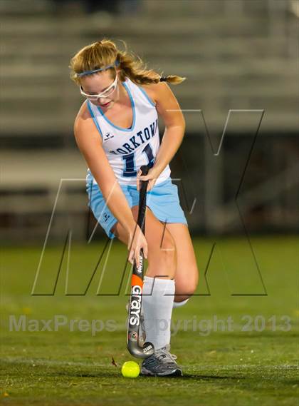 Thumbnail 2 in Hayfield @ Yorktown photogallery.