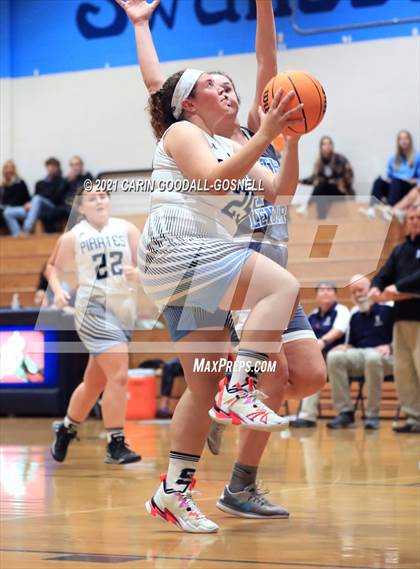 Thumbnail 2 in JV: South Lenoir @ Swansboro photogallery.