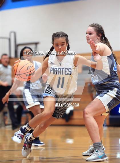 Thumbnail 2 in JV: South Lenoir @ Swansboro photogallery.