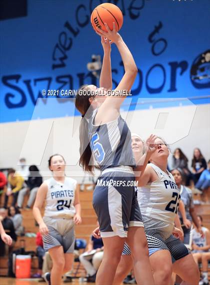 Thumbnail 1 in JV: South Lenoir @ Swansboro photogallery.