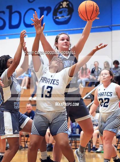 Thumbnail 3 in JV: South Lenoir @ Swansboro photogallery.
