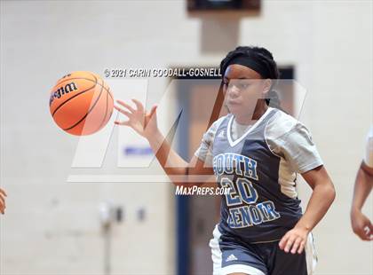 Thumbnail 1 in JV: South Lenoir @ Swansboro photogallery.