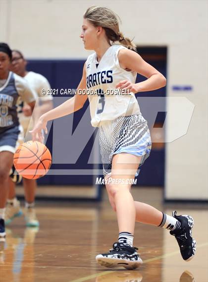 Thumbnail 2 in JV: South Lenoir @ Swansboro photogallery.
