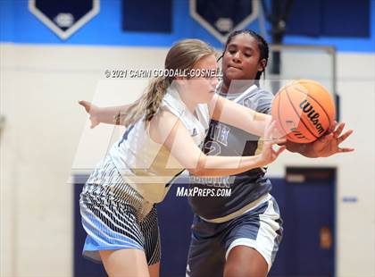 Thumbnail 2 in JV: South Lenoir @ Swansboro photogallery.