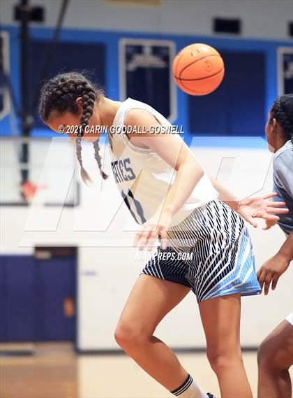 Thumbnail 3 in JV: South Lenoir @ Swansboro photogallery.