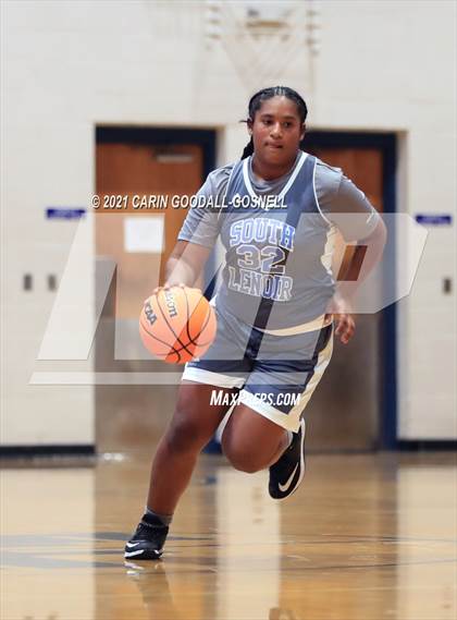 Thumbnail 1 in JV: South Lenoir @ Swansboro photogallery.
