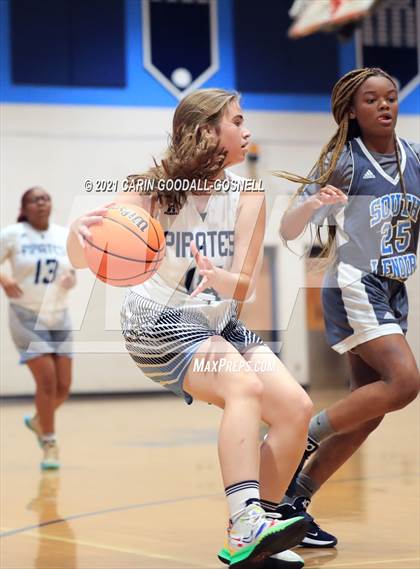 Thumbnail 1 in JV: South Lenoir @ Swansboro photogallery.