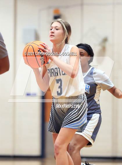 Thumbnail 1 in JV: South Lenoir @ Swansboro photogallery.