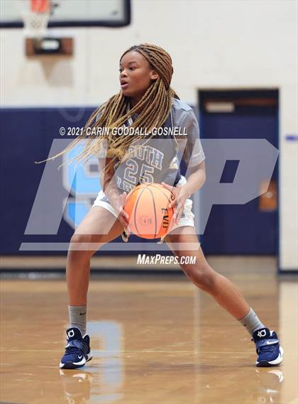 Thumbnail 1 in JV: South Lenoir @ Swansboro photogallery.