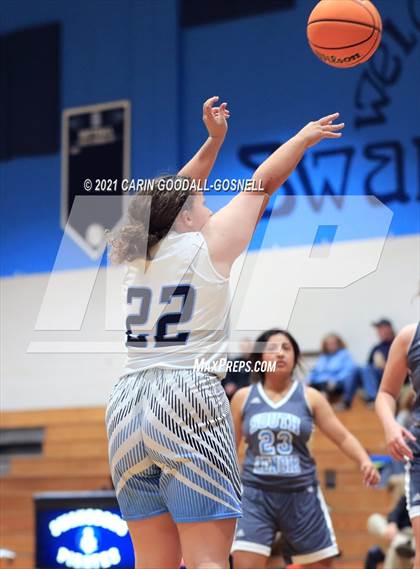 Thumbnail 3 in JV: South Lenoir @ Swansboro photogallery.