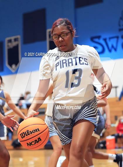 Thumbnail 2 in JV: South Lenoir @ Swansboro photogallery.