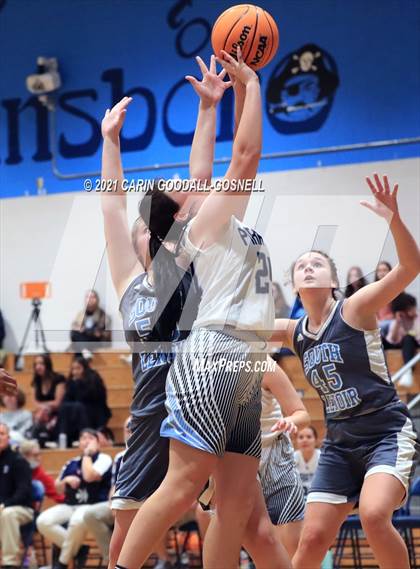Thumbnail 2 in JV: South Lenoir @ Swansboro photogallery.