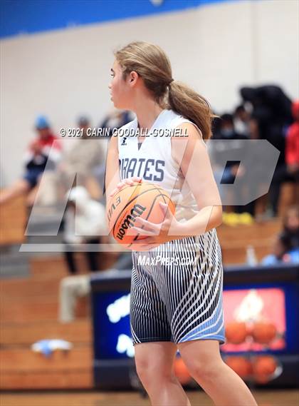 Thumbnail 2 in JV: South Lenoir @ Swansboro photogallery.